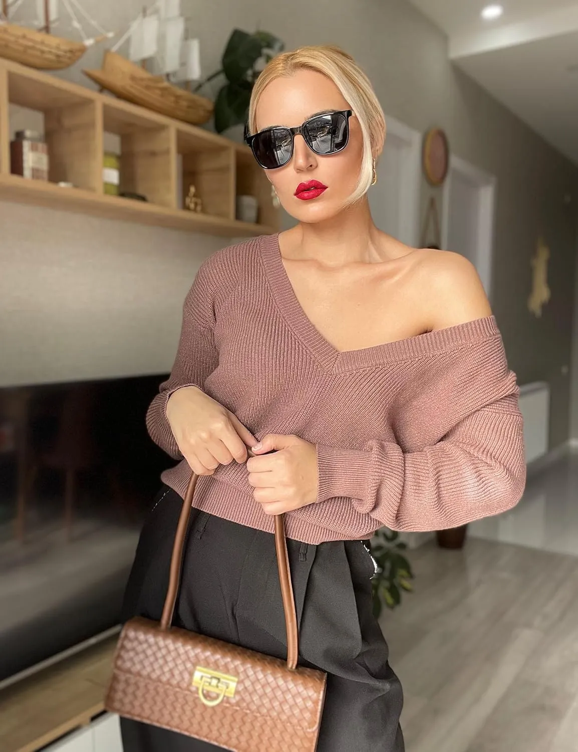 Cowasto Women Sexy Deep V Neck Sweater Christmas Sweaters Casual Long Sleeve Fall Sweaters Pullover