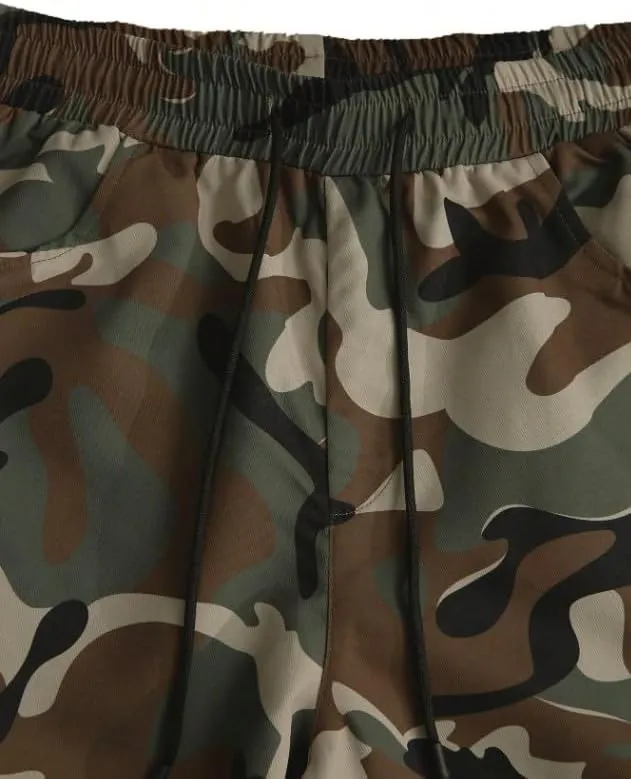 Men's Camouflage Utility Cargo Pants with Multi-Pockets, Drawstring Waist, and Street Style for Outdoor and Casual Wear
