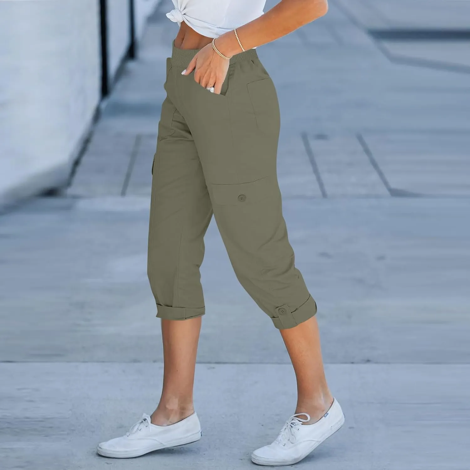 Women Stretch Twill Capri Pants High Waist Baggy Straight Leg Chino Capris Multi Pockets Outdoor Hiking Cropped Pants